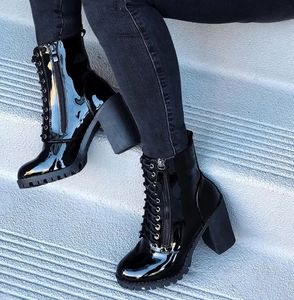 Combat Booties ⚫